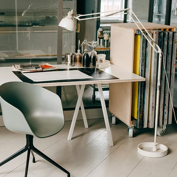 HAY Table Loop Stand 160 cm, Blanc 2 HAY Table Loop Stand 160 cm, Blanc – Image 2