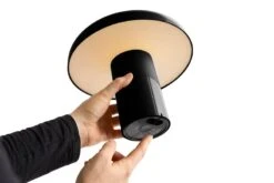 HAY Lampe De Table Pao Portable, Soft Black 8 HAY Lampe De Table Pao Portable, Soft Black -Hay 9367411009000 Pao Portable soft black detail 01 1