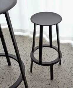 HAY Tabouret De Bar Revolver, 65 Cm, Noir -Hay COBE 2019 Revolver Table Revolver Bar Stool 01 1