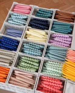 HAY Bougies Spiral, Lot De 6, Lilas - Bleu-violet - Bleu Clair -Hay Candle Spiral Candle Twist Candle Conical 01 4