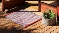 HAY Tapis D’entrée, Rose -Hay Door Mat pink Plant Pot with Saucer XL grey