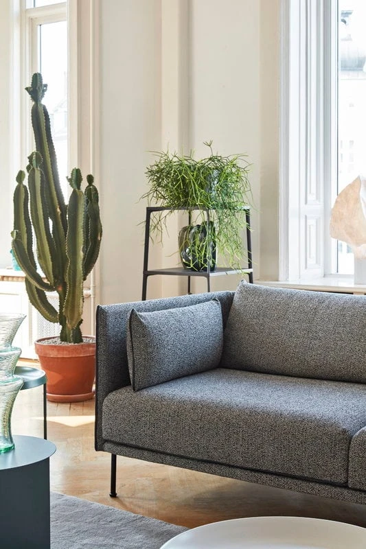 HAY Canapé Silhouette 2 Places, Olavi 03/Silk Black - Acier Noir 4 HAY Canapé Silhouette 2 Places, Olavi 03/Silk Black - Acier Noir – Image 4