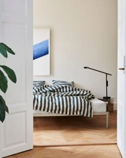 HAY Taie D’oreiller Été, Vert Foncé -Hay Ete dark green Fifty Fifty Table Lamp black Slit Table Round mirror