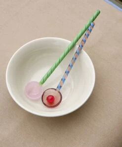 HAY Cuillères En Verre Round, 2 Pièces -Hay Glass Spoons Twist Glass Spoons Round Rainbow Bowl sand