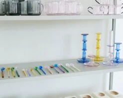 HAY Grand Bougeoir Flare, Jaune Avec Bord Blanc -Hay Glass Spoons family Flare Tall light blue with red rim Flare Medium pink with blue rim 2