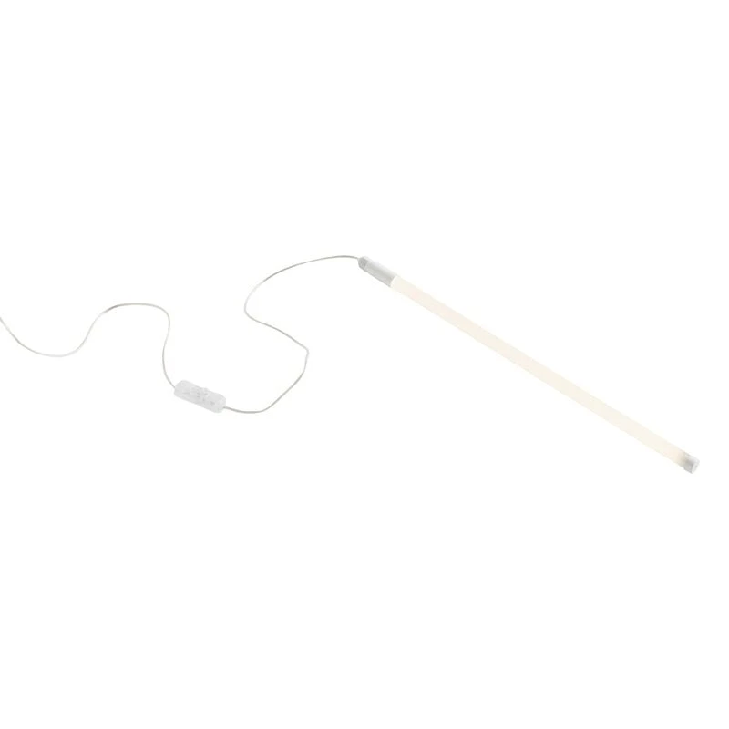 HAY Lampe LED Neon Tube Slim, 50 cm, Blanc Chaud 1 HAY Lampe LED Neon Tube Slim, 50 cm, Blanc Chaud