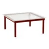 HAY Table Kofi 80 x 80 cm, Chêne Laqué Barn Red - verre Strié
