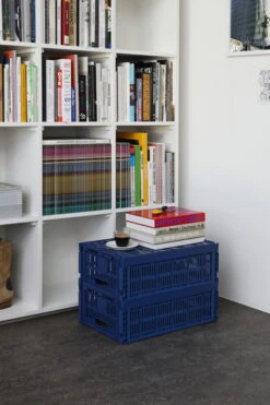 HAY Colour Crate, L, Plastique Recyclé, Bleu Foncé 11 HAY Colour Crate, L, Plastique Recyclé, Bleu Foncé -Hay HAY Colour Crate L dark blue