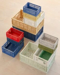 HAY Colour Crate, L, Plastique Recyclé, Bleu Foncé 9 HAY Colour Crate, L, Plastique Recyclé, Bleu Foncé -Hay HAY Colour Crate family 01 1
