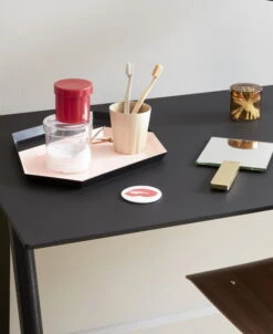 HAY Brosse à Dents Tann, Abricot Pâle 8 HAY Brosse à Dents Tann, Abricot Pâle -Hay Kaleido Tray Iris Mug Container Tann Mirror Mirror Pocket Mirror