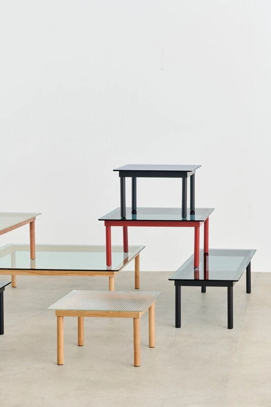 HAY Table Kofi 60 x 60 cm, Chêne Laqué - verre Strié – Image 6