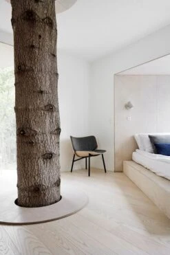 HAY Applique Noc Wall Button, Blanc Cassé -Hay Loevtag Hotel 2019 Dapper Balder 152 Noc Wall Button Eclectic Col