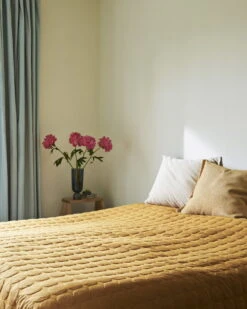 HAY Couvre-lit Mega Dot, Moutarde -Hay Mega Dot mustard