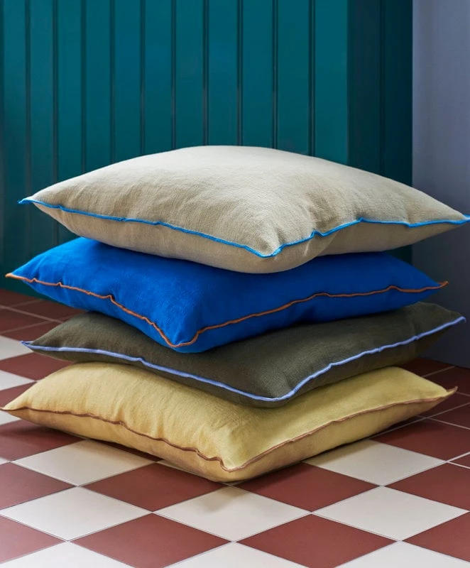 HAY Coussin Outline, 50 x 50 cm, Bleu-gris 4 HAY Coussin Outline, 50 x 50 cm, Bleu-gris – Image 4