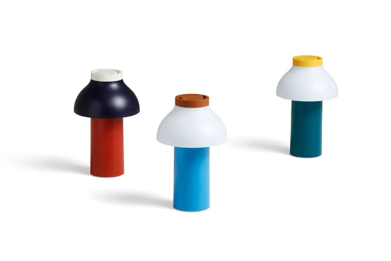 HAY Lampe De Table PC Portable, Bleu Ciel 2 HAY Lampe De Table PC Portable, Bleu Ciel – Image 2