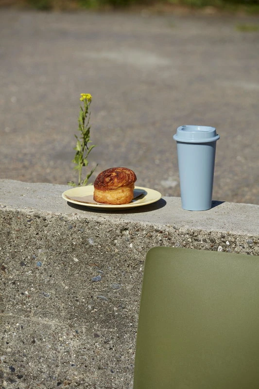 HAY Assiette Rainbow, Petit Modèle, Jaune Pâle 5 HAY Assiette Rainbow, Petit Modèle, Jaune Pâle – Image 5