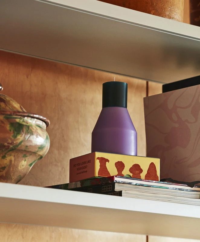 HAY Bougie Pillar, Modèle S, Lavande 4 HAY Bougie Pillar, Modèle S, Lavande – Image 4