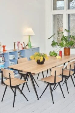 HAY Table Pyramid 02, Beige - chêne Laqué Mat -Hay Result Pyramid catalogue 24