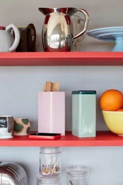 HAY Récipient Tin By Sowden, Menthe 7 HAY Récipient Tin By Sowden, Menthe -Hay Tin by Sowden pink Tin by Sowden mint Indian Steel Pitcher 1