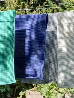 HAY Serviette De Bain Waffle, Vert émeraude -Hay Waffle Bath Towel family 02