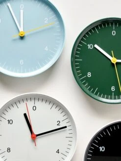 HAY Wall Clock, Bleu 11 HAY Wall Clock, Bleu -Hay Wall Clock Family 02